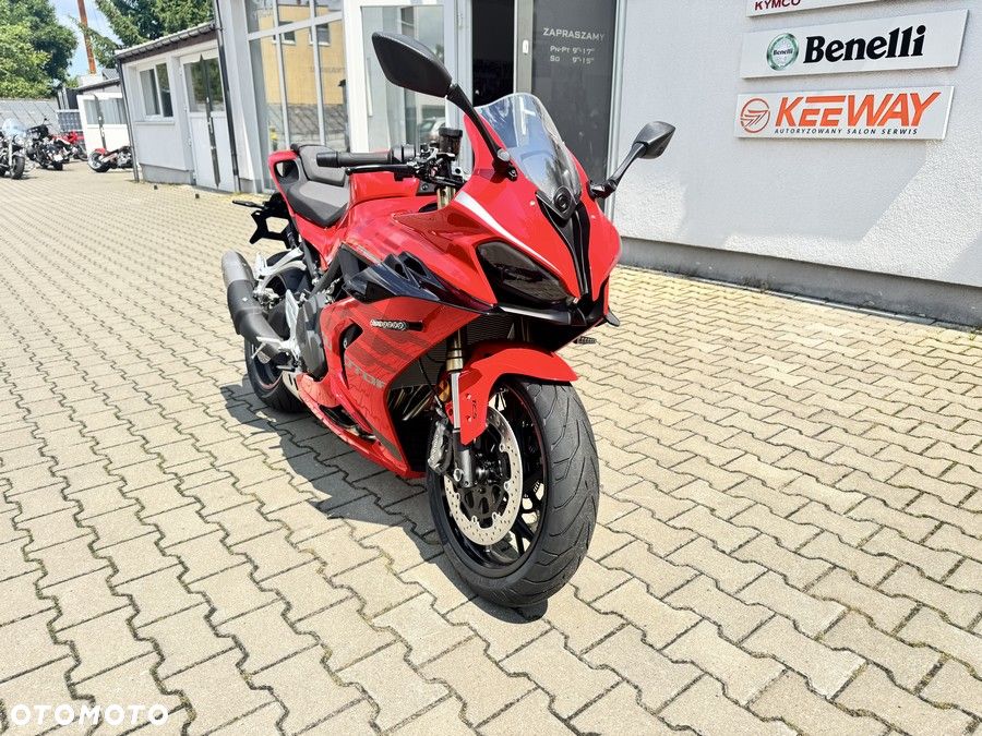 QJMOTOR SRK 800RR - 2