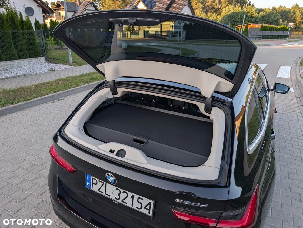 BMW Seria 3 320d MHEV Sport Line - 31