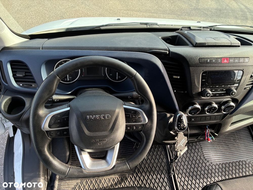 Iveco 35S18 - 12