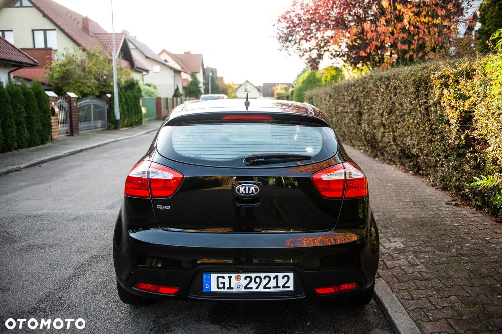 Kia Rio 1.4 Business Line Plus - 14