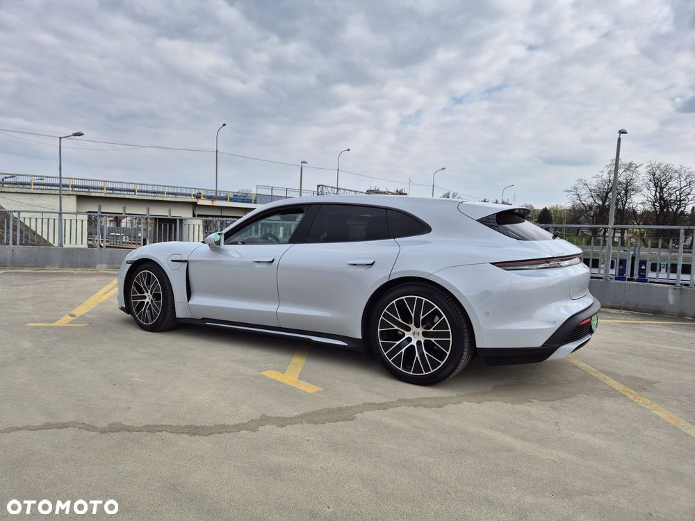 Porsche Taycan Sport Performancebatterie Plus - 14