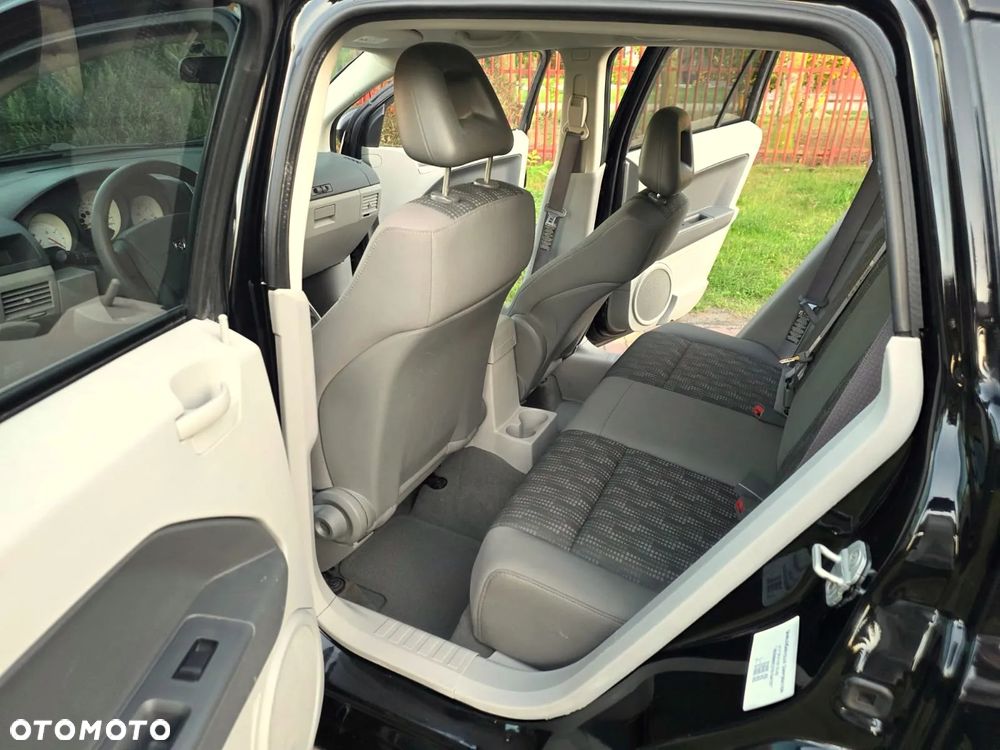 Dodge Caliber 1.8 SXT - 13