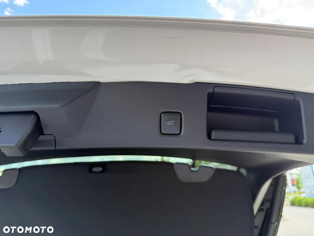 Ford Kuga 2.5 FHEV FWD Sound Edition eCVT - 13