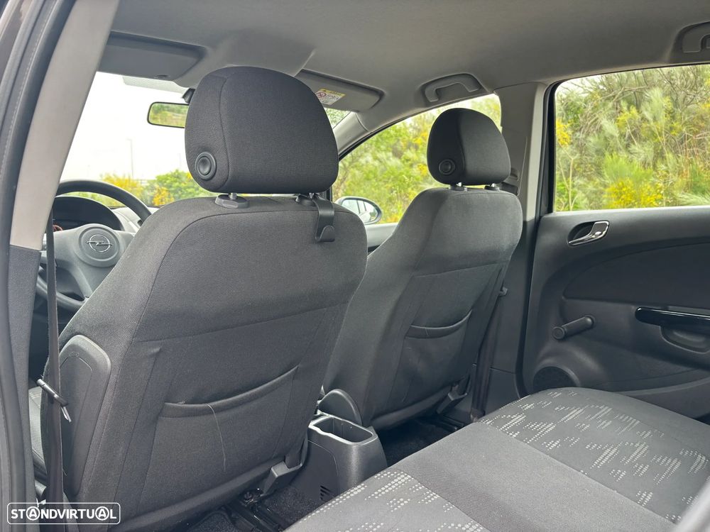 Opel Corsa 1.3 CDTi Enjoy - 27