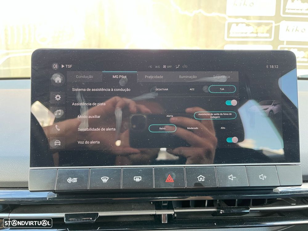 MG MG4 51 kWh Standard - 29