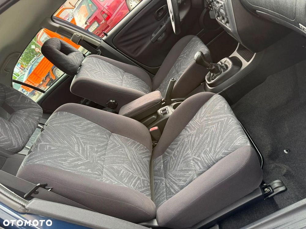 Mitsubishi Carisma 1.8 GDI Avance - 21