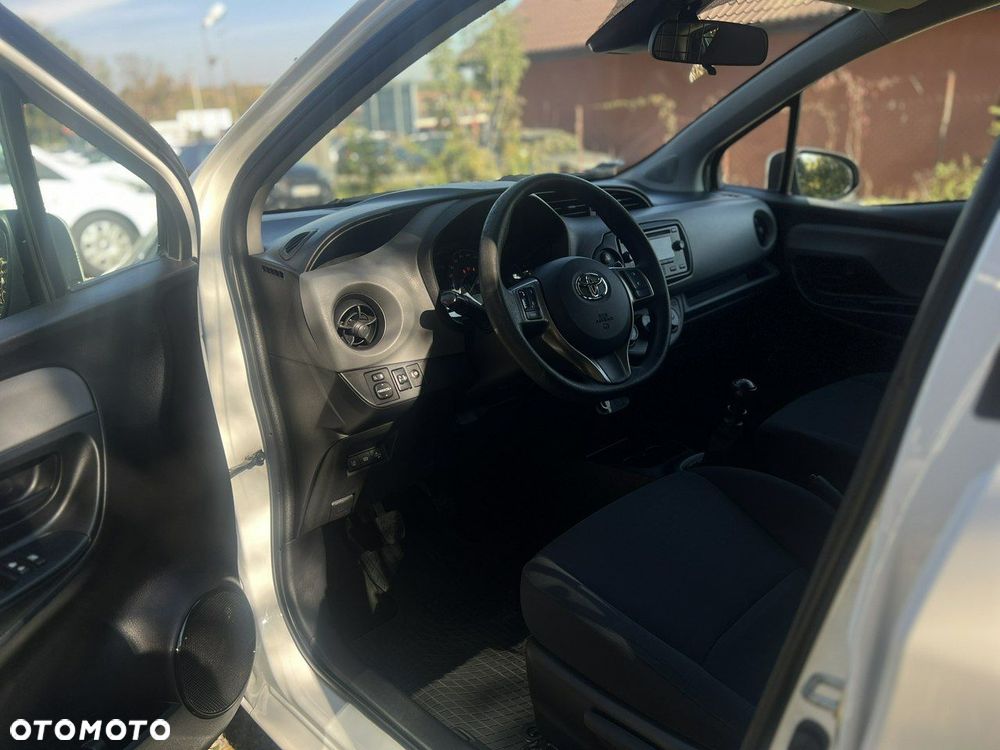 Toyota Yaris 1.5 Active - 14