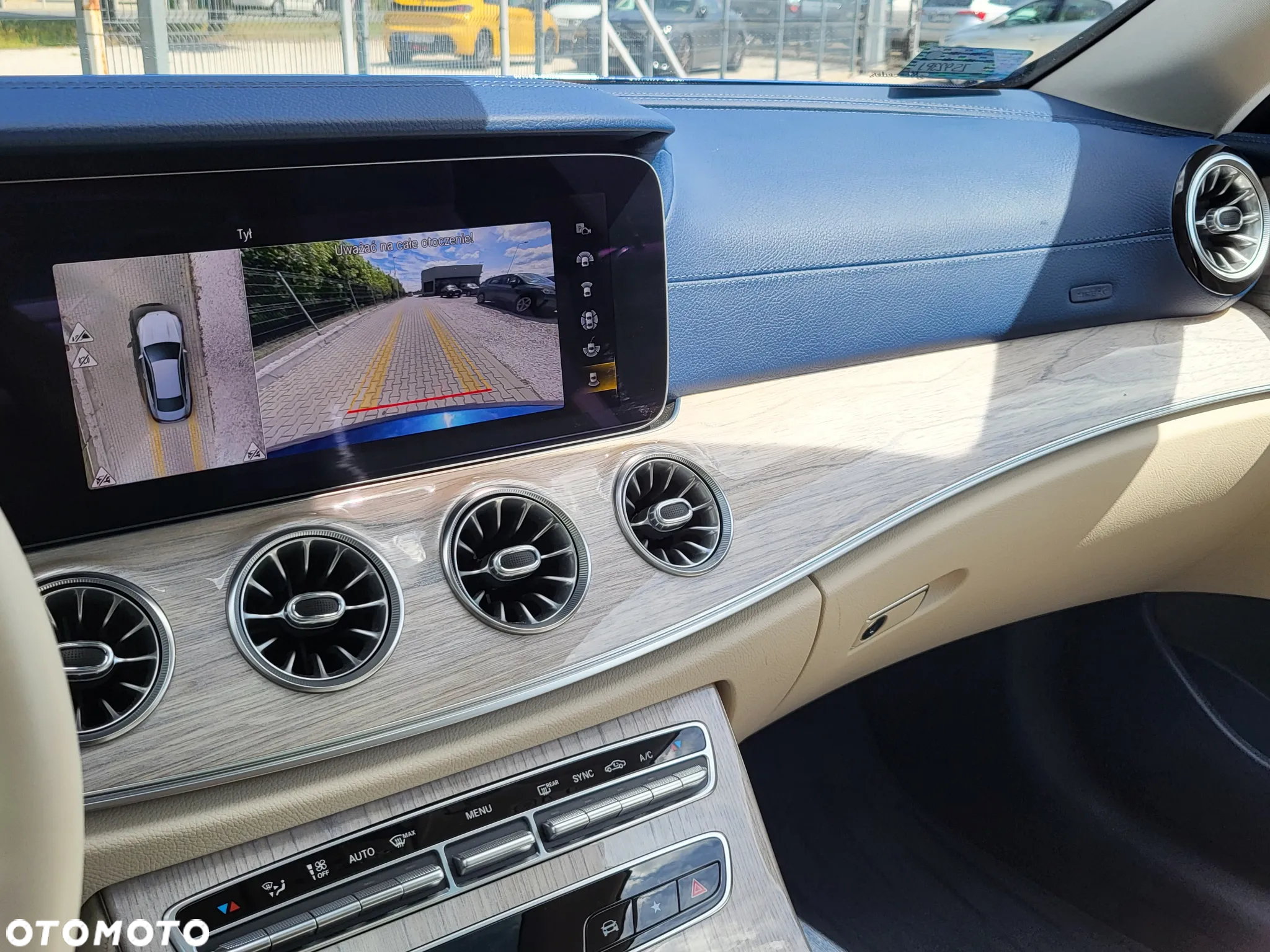 Mercedes-Benz Klasa E 200 Coupe 4-Matic 9G-TRONIC - 16