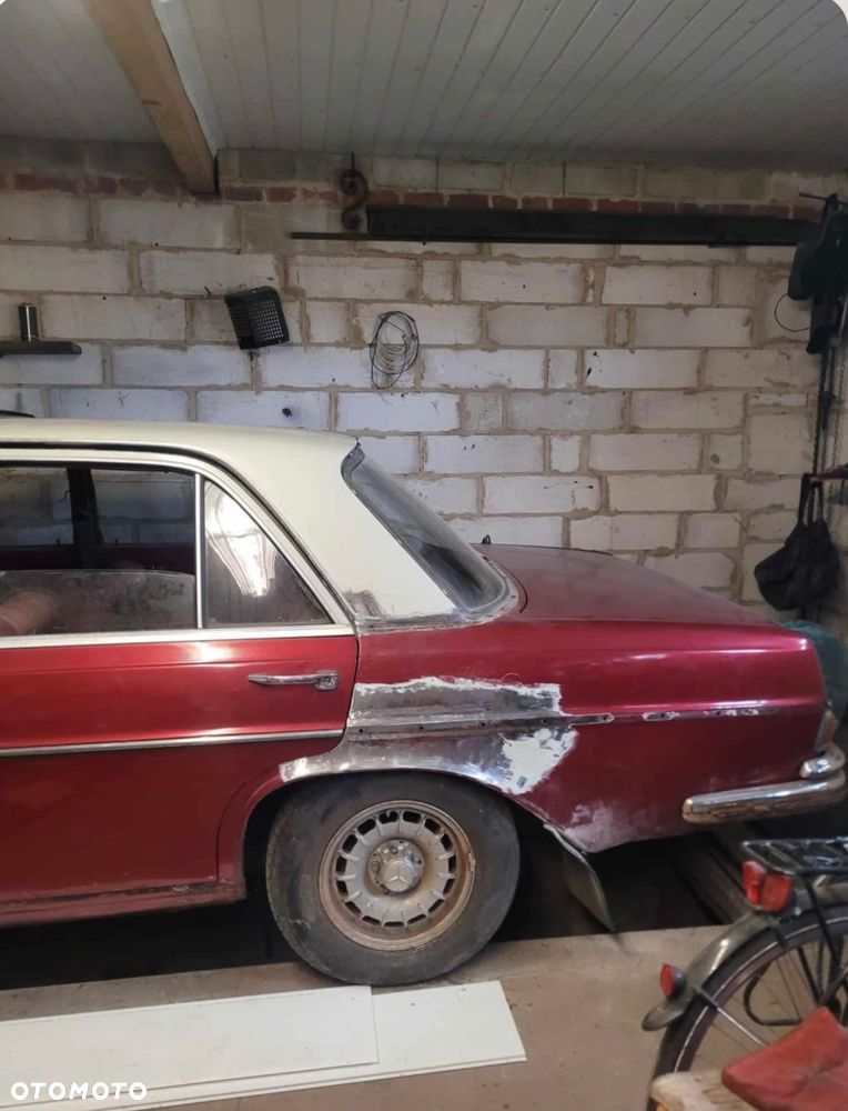 Mercedes-Benz 280 - 5