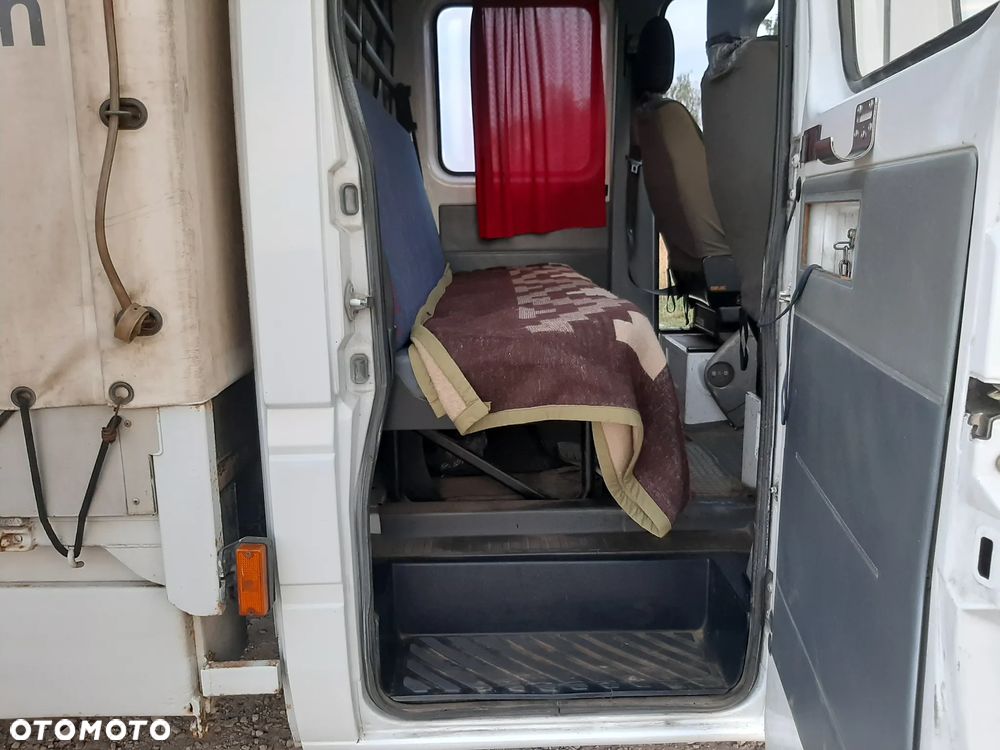 Mercedes-Benz Sprinter 321 D - 10