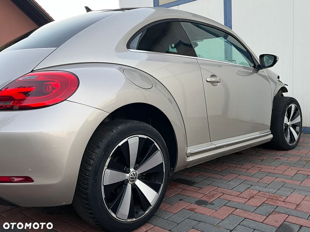 Volkswagen Beetle 1.6 TDI DPF Blue Motion Technologie Exclusive Design - 8
