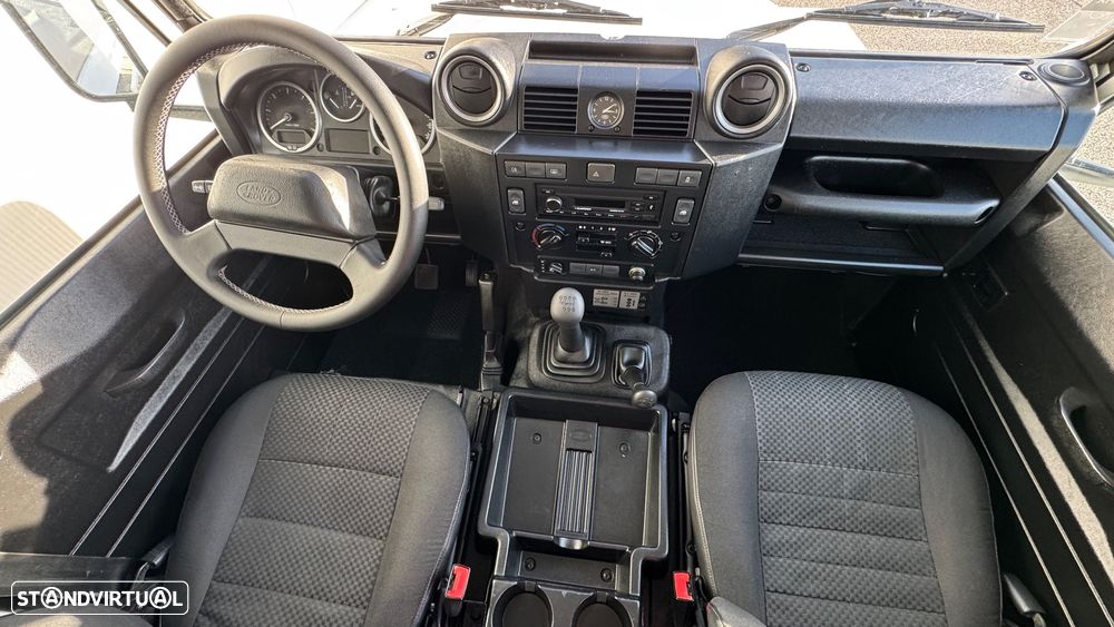 Land Rover Defender 110 DPF Station Wagon E - 9