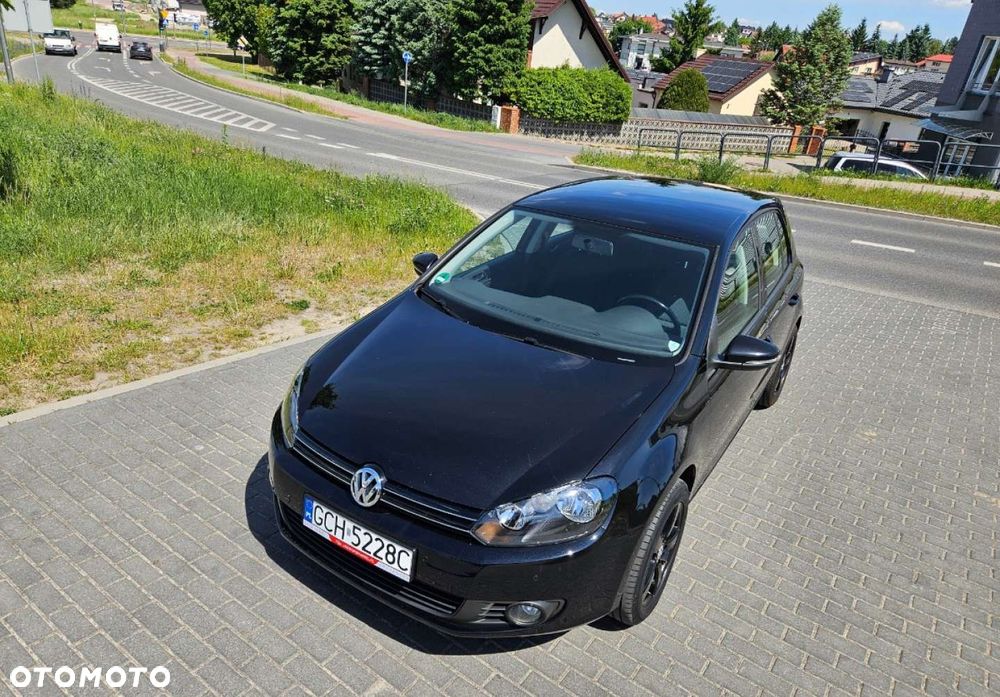 Volkswagen Golf - 28