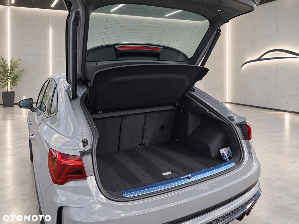 Audi RS Q3 2.5 TFSI quattro S tronic - 3