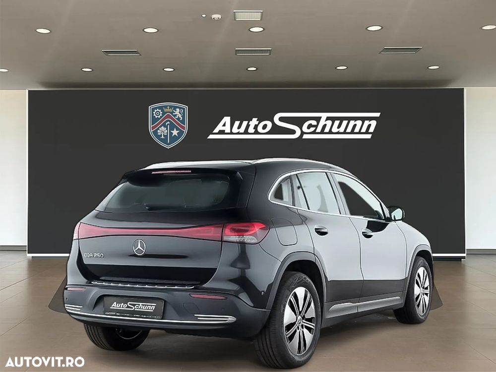 Mercedes-Benz EQA 250 Progressive - 2