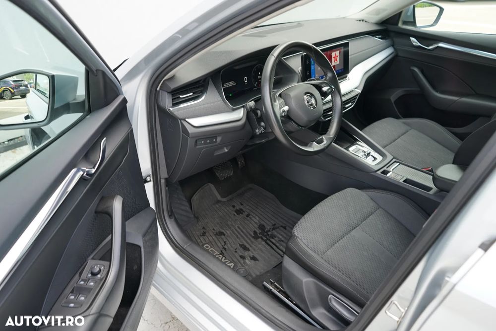 Skoda Octavia 2.0 TDI DSG Style - 11