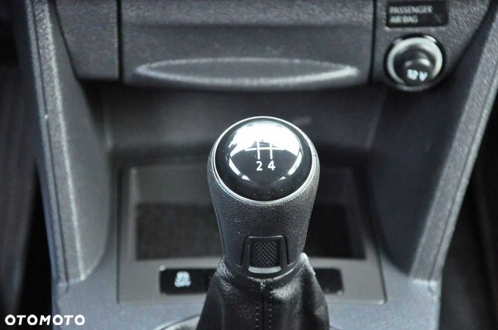 Volkswagen Caddy - 36