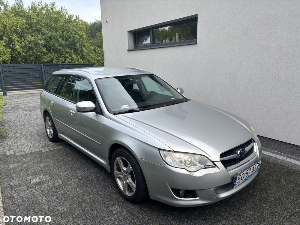 Subaru Legacy - 1