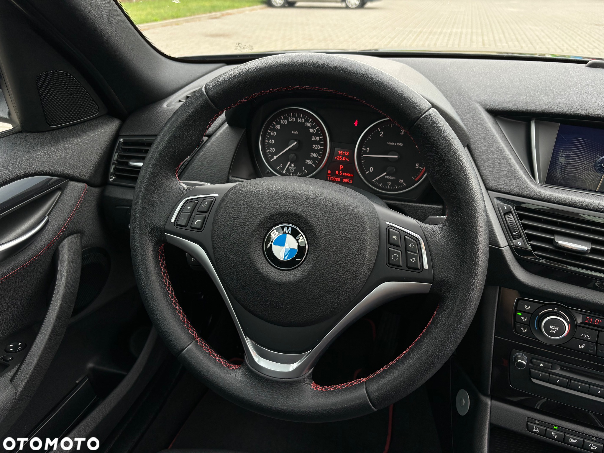 BMW X1 xDrive20d Sport Line - 34