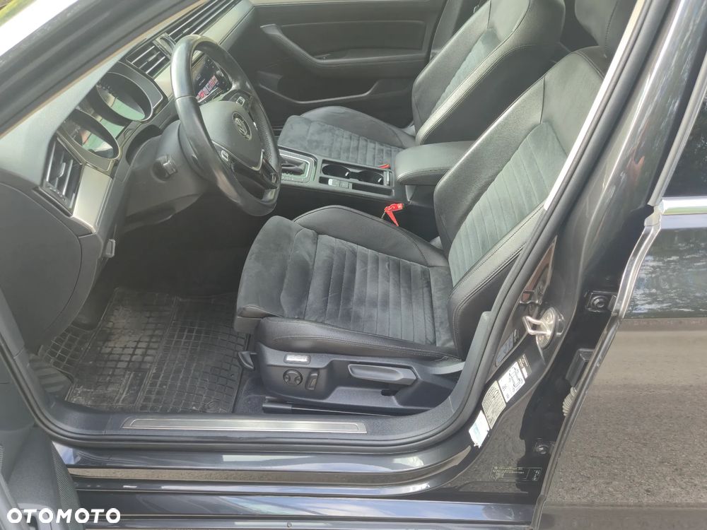 Volkswagen Passat - 22