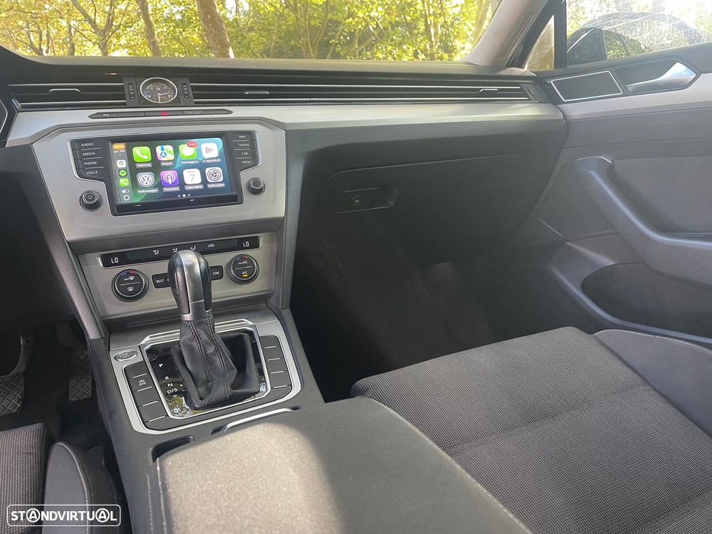 VW Passat 2.0 TDI Confortline DSG - 10