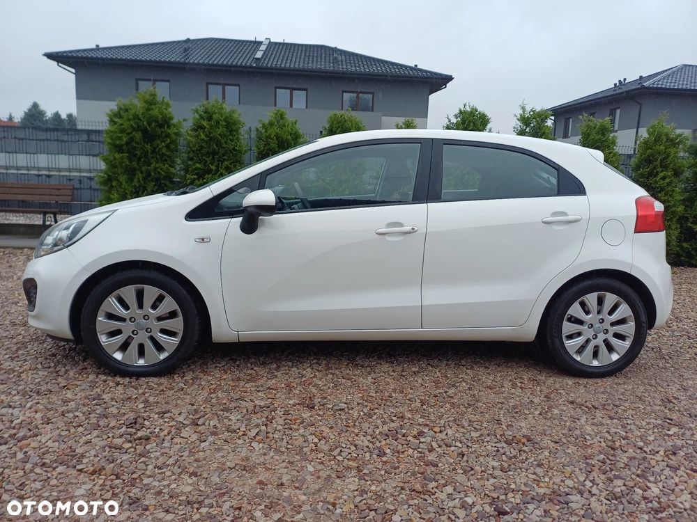 Kia Rio 1.2 Attract - 2