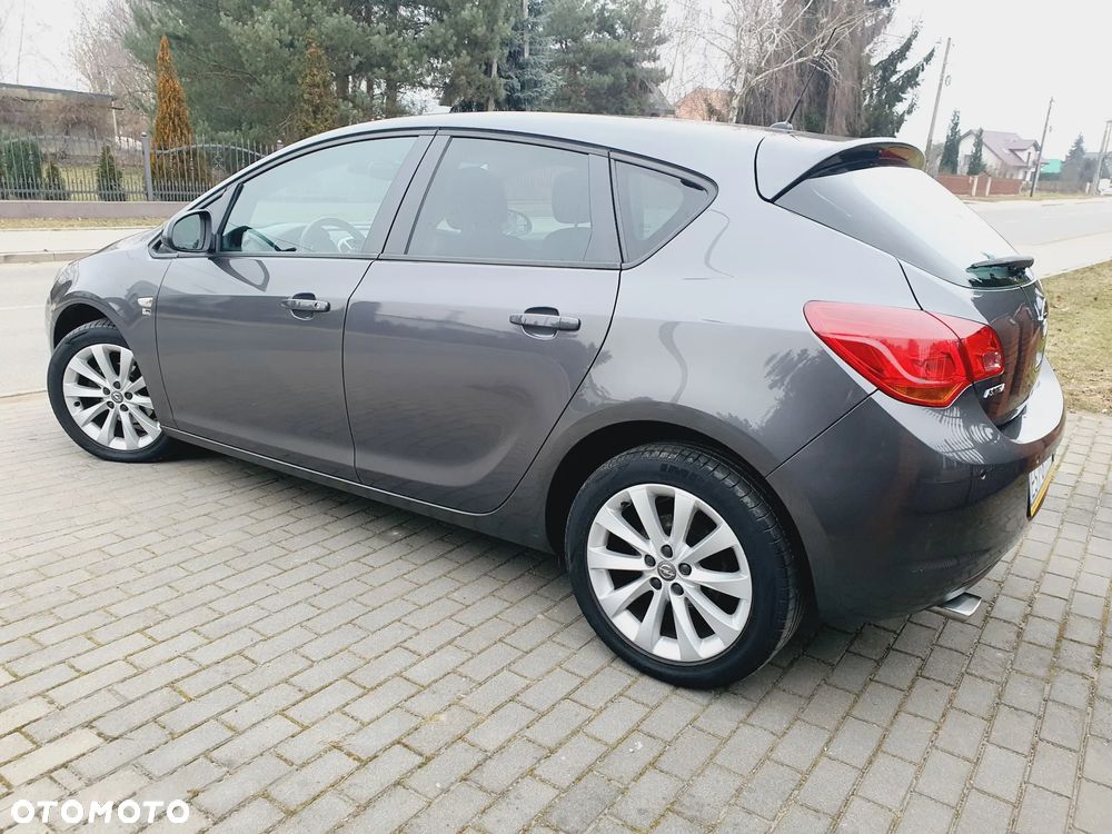 Opel Astra 1.4 Turbo - 19