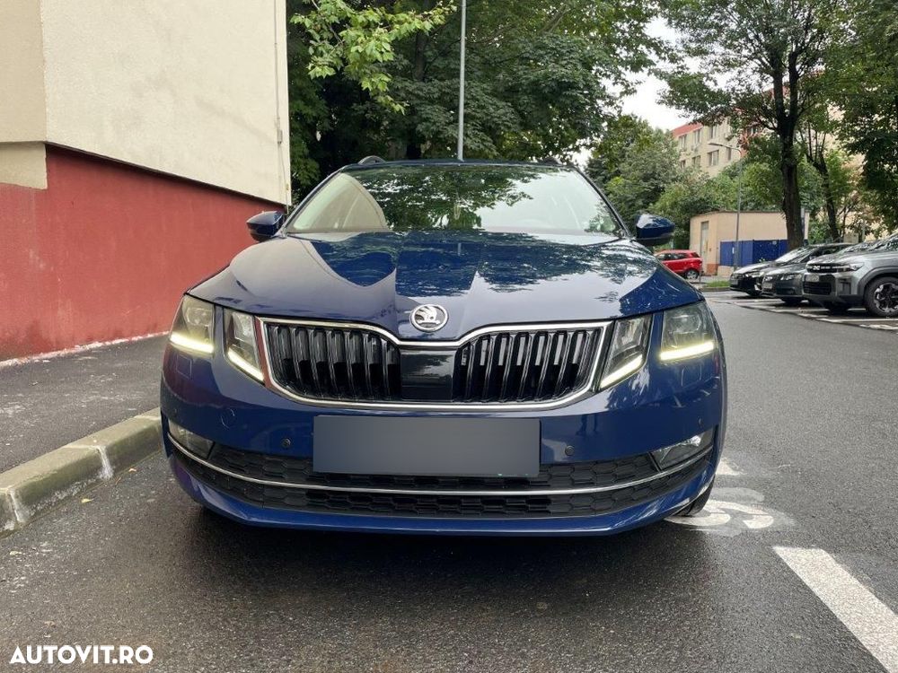 Skoda Octavia 1.6 TDI DSG Style - 1