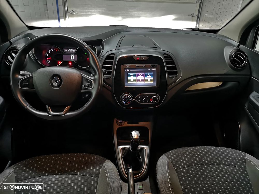 Renault Captur 1.5 dCi Exclusive - 18