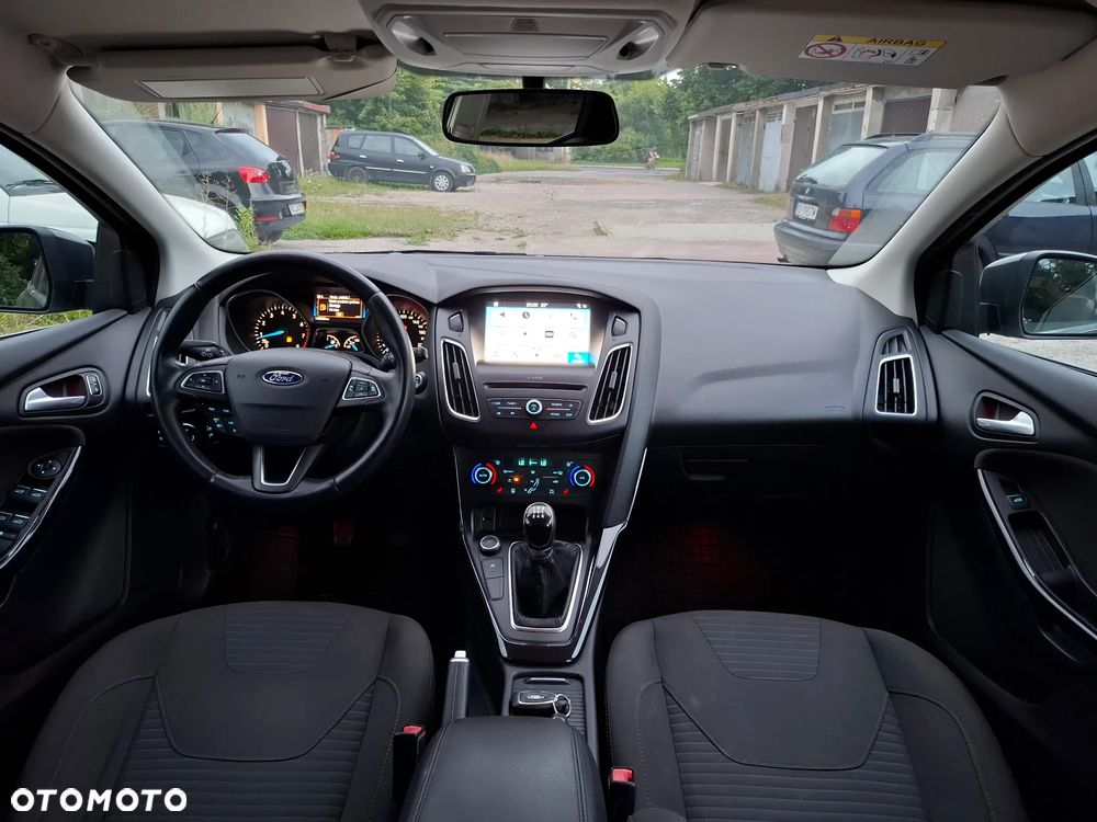 Ford Focus - 15