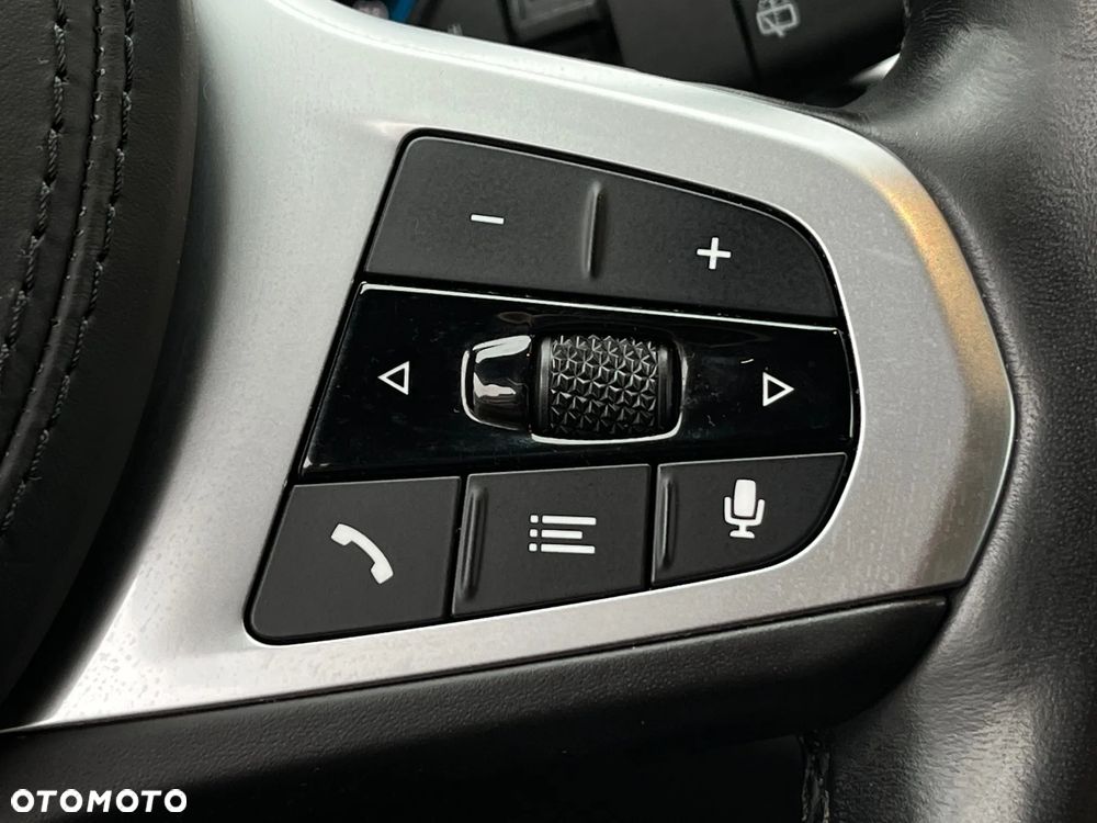 BMW Seria 5 530e M Sport sport - 23