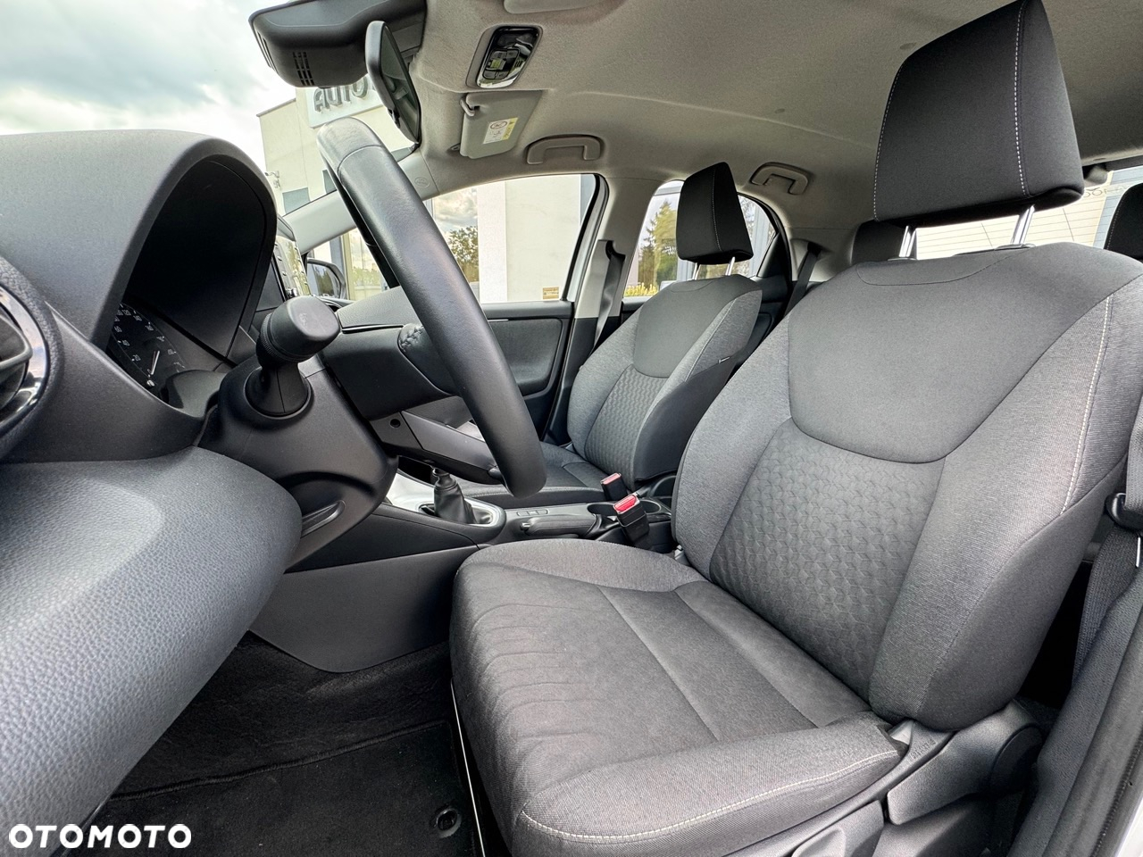 Toyota Yaris 1.5 Comfort - 11