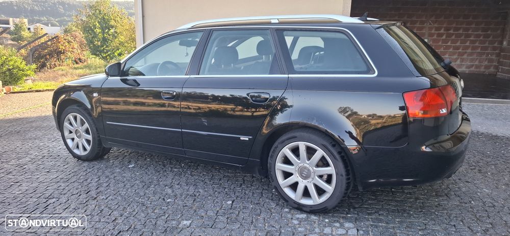 Audi A4 Avant 2.0 TDI - 10