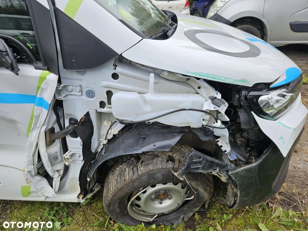 Citroën BERLINGO  2024 rok Nowy Model - 17
