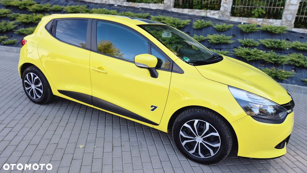 Renault Clio - 12