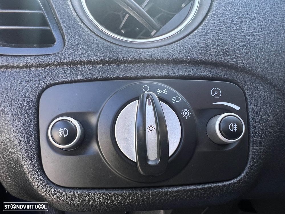 Ford S-Max 2.0 TDCi Titanium 7L - 18