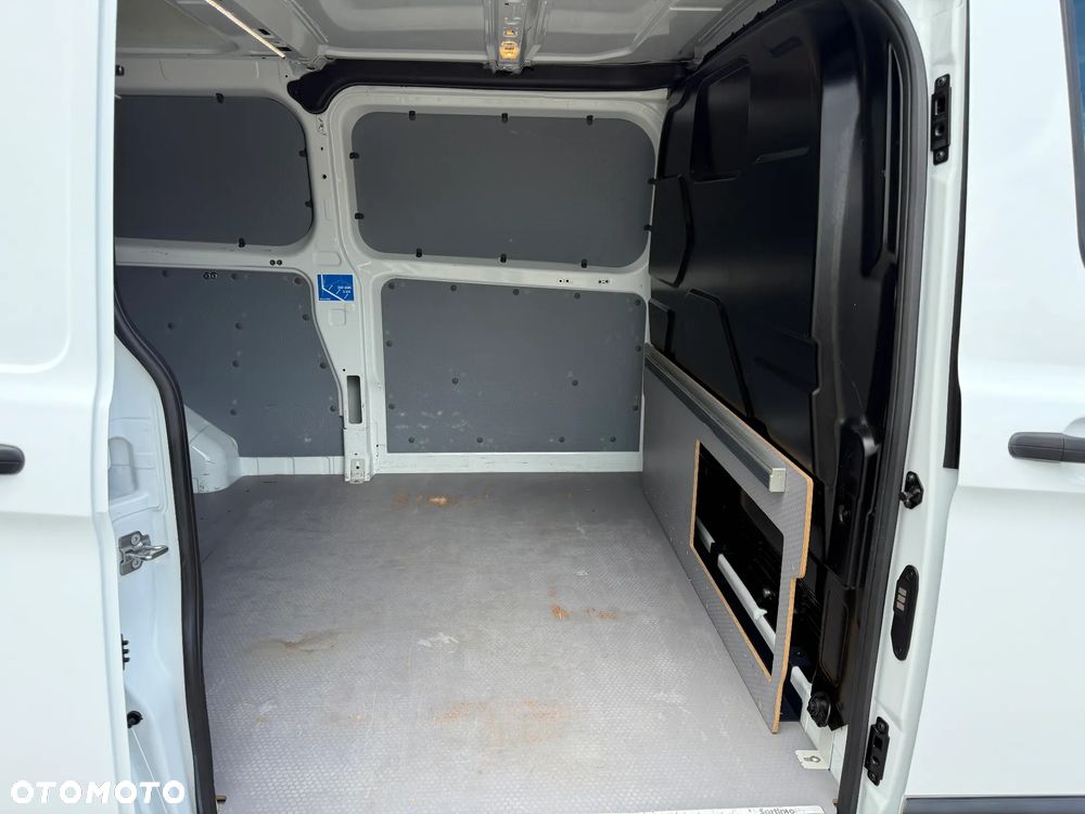 Ford TRANSIT CUSTOM - 17