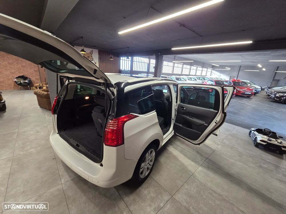 Peugeot 5008 BlueHDI 120 EAT6 Stop & Start Allure - 41