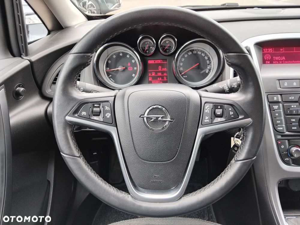 Opel Astra 1.4 T Active EU6 - 10