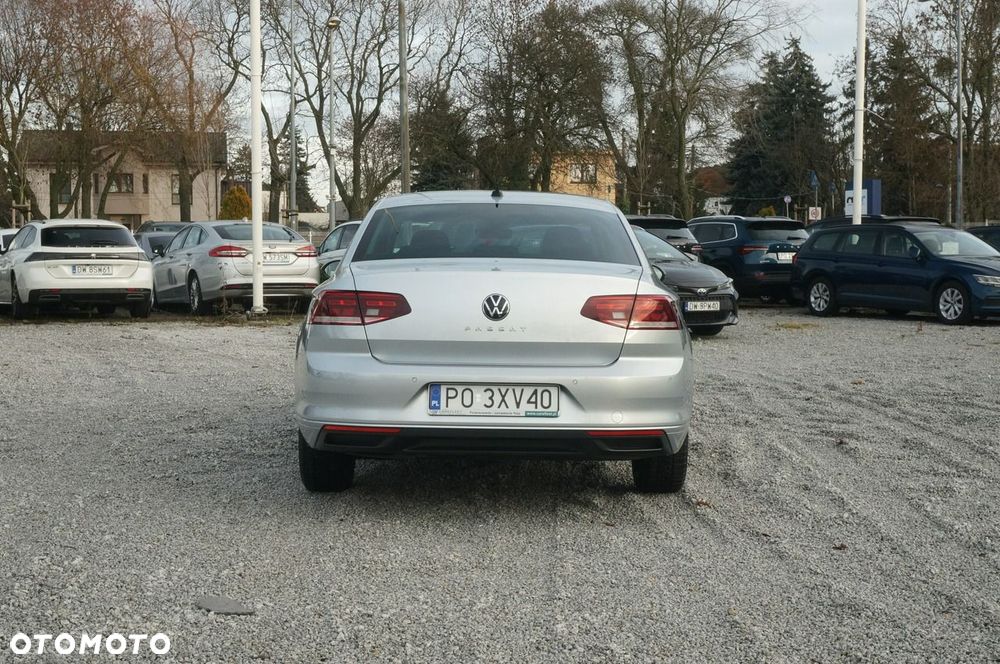 Volkswagen Passat 2.0 TDI EVO Essence - 7