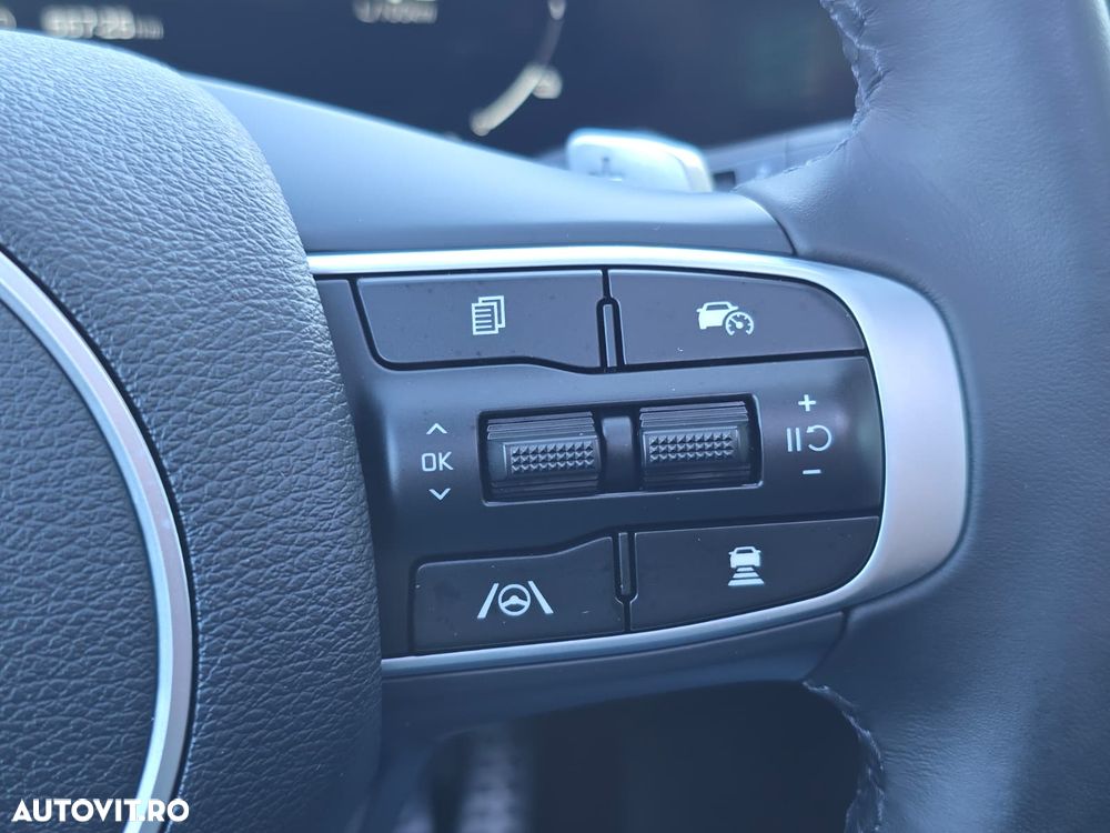 Kia Sportage 1.6 T-GDI PHEV 6AT 4x4 GT Line - 10