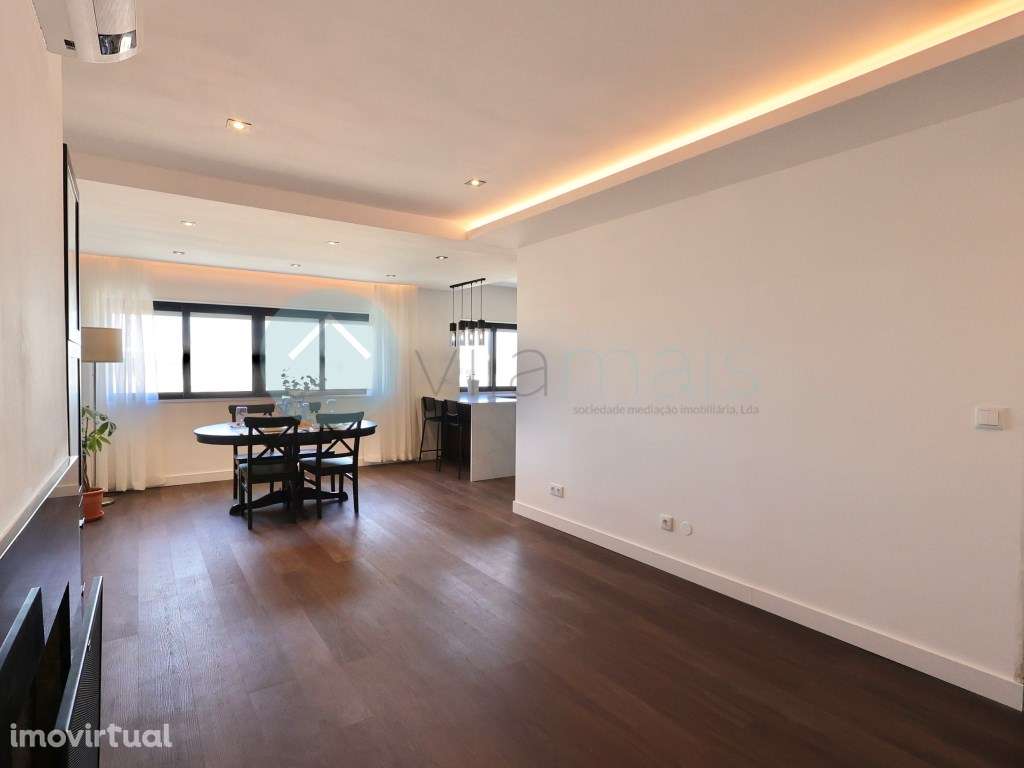 T4 exclusivo na Senhora da Hora com vista mar - Grande imagem: 5/46