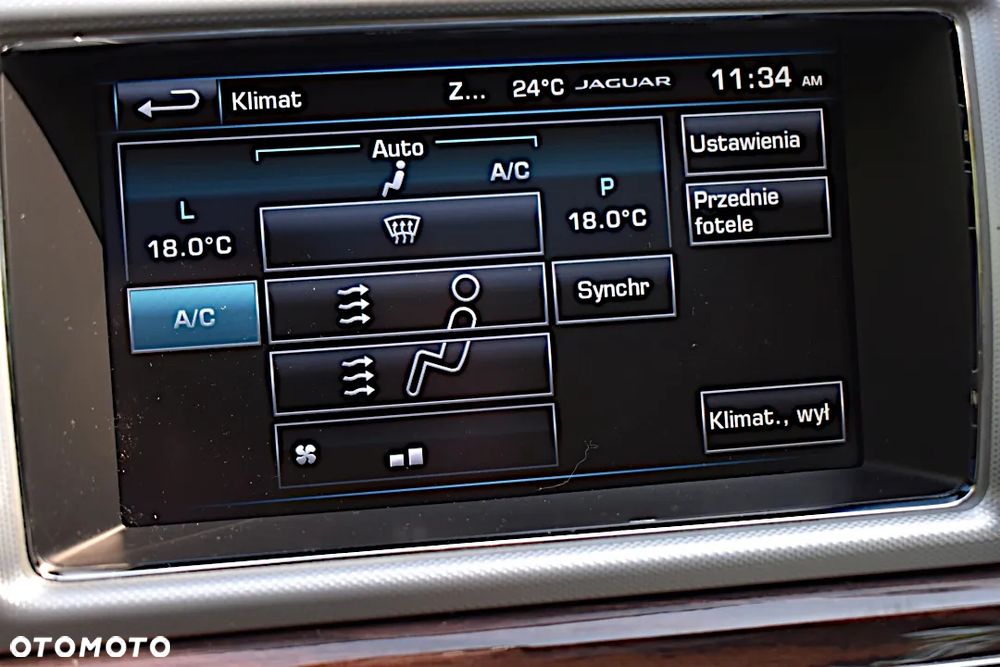 Jaguar XF 2.2 D Premium Luxury - 22