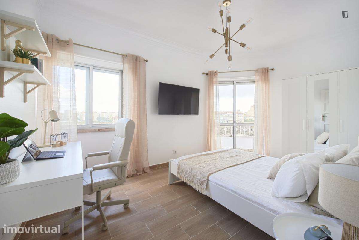 Quarto - localizado em Amadora Lisbon - Grande imagem: 2/33