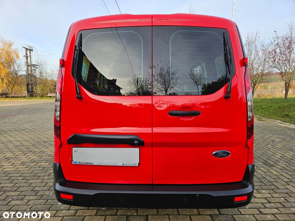 Ford Transit Connect - 9