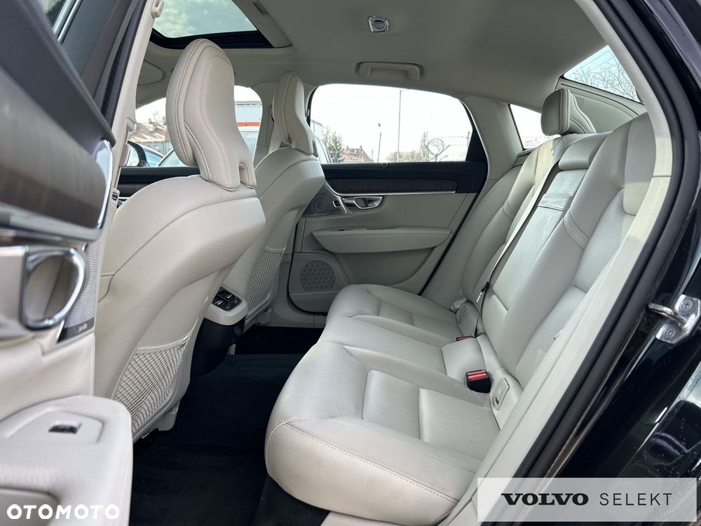 Volvo S90 - 29