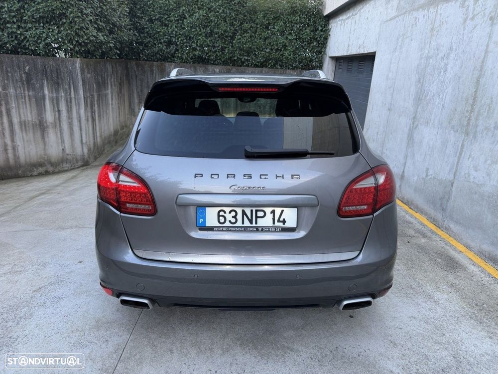 Porsche Cayenne Diesel Platinum Edition - 8