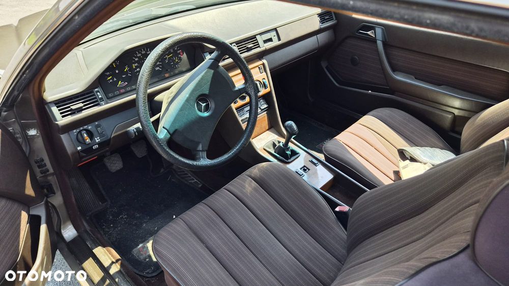 Mercedes-Benz W124 (1984-1993) - 7