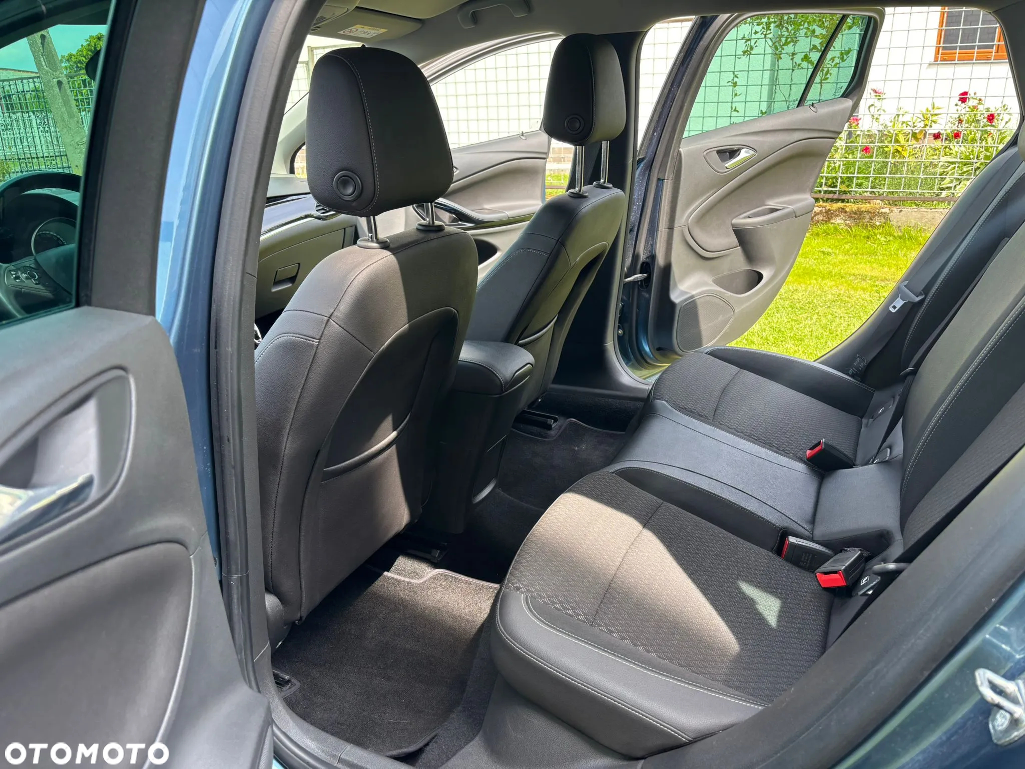 Opel Astra 1.4 Turbo Innovation - 13