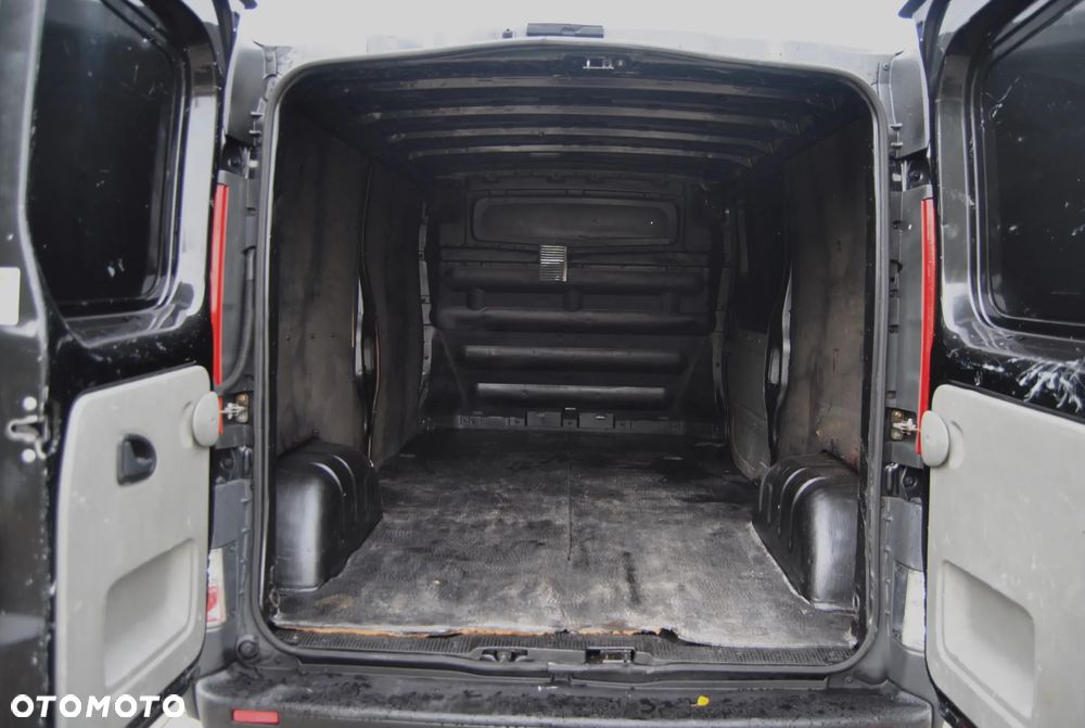 Renault Trafic - 8